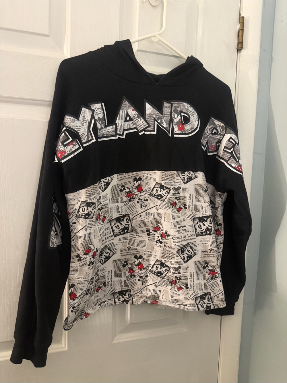 Disney Disneyland Resort Mickey Minnie Newspaper Print Hoodie Women’s 1X